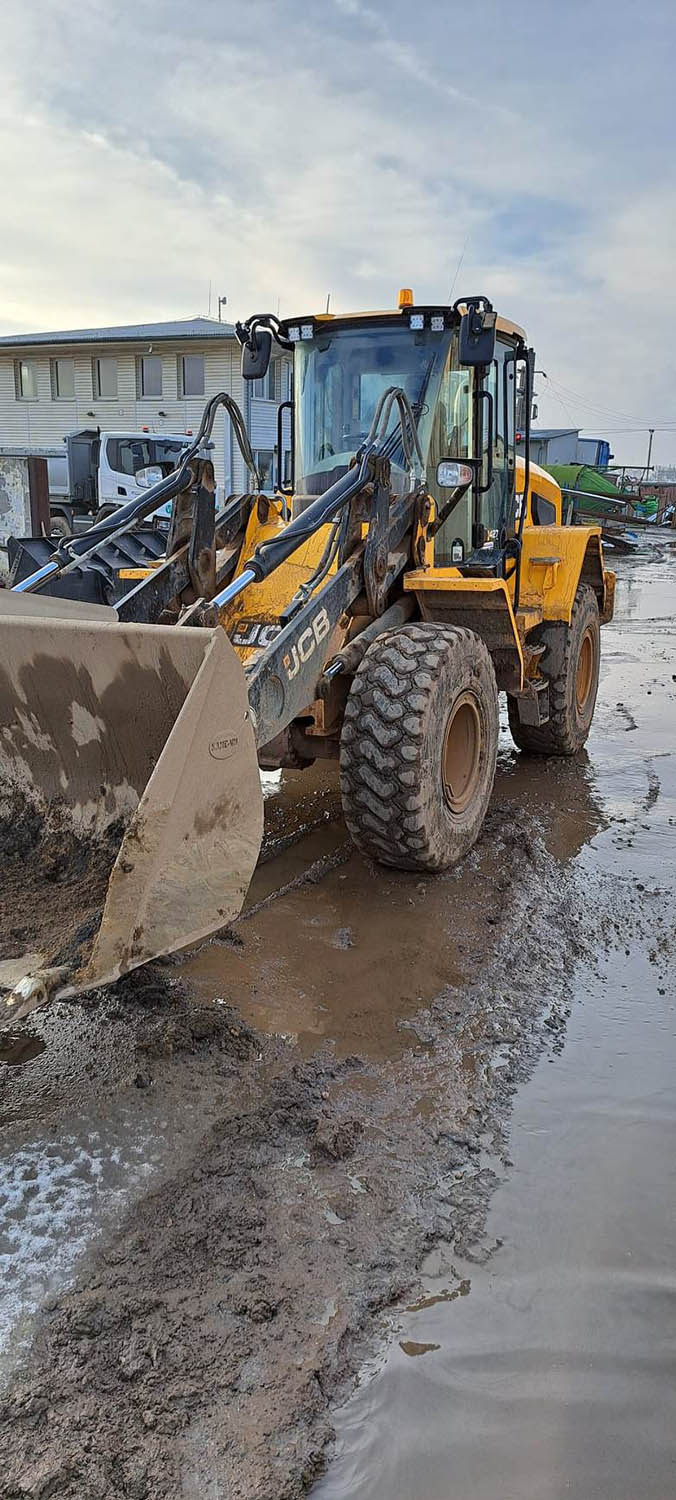 jcb 427